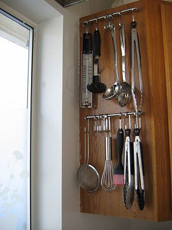 Dapur Ikea, Dollar Tree Kitchen Organization, Kitchen Cabinet Organization Ideas, Kitchen Utensil Storage, Kitchen Utensil Organization, Dollar Store Diy Organization, Small Kitchen Organization, Small Kitchen Storage, Utensil Storage