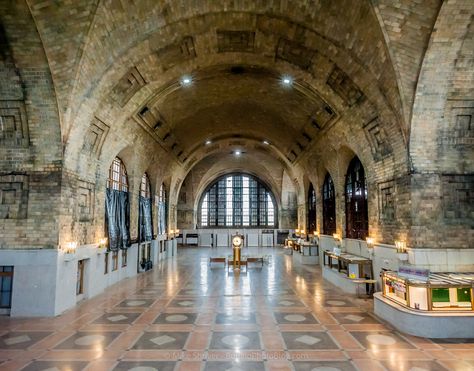 Art Deco Train, Buffalo Central Terminal, Abandoned Train Station, New York Central Railroad, Vintage Railroad, New York Architecture, Rust Belt, Abandoned Train, Autumn In New York