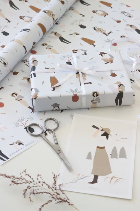 Elegant Gift Wrapping Ideas, Packing Ideas Gift, Gift Packing Ideas, Prints Textile, Wrap A Present, Holiday Gift Wrapping, 브로셔 디자인, Elegant Gift Wrapping, Gift Wrapping Inspiration