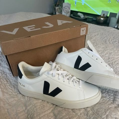 Unworn Black and White Veja Sneakers White Veja Sneakers, Vans Shoes Fashion, Zapatillas Veja, God Clothes, Veja Esplar, Veja Shoes, Shoes Outfit Fashion, Sneaker Lovers, Veja Sneakers