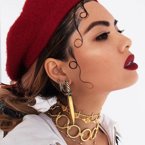 2,119 Likes, 8 Comments - VIDAKUSH (@vidakush) on Instagram: “KUSHMAS DAY 5: 50% off Earrings ✨ use code: DAY5” Fitness Tattoos, Foto Poses, Earring Post, Thrift Fashion, Red Hat, Foot Tattoos, Popular Hairstyles, Homemade Beauty Products, Silver Earring