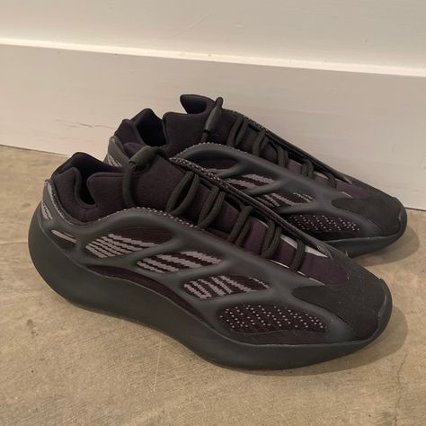 Yeezy 700 v3 Dark Glow (size 10) Yeezy 700 V3 Dark Glow, Yeezy 700, In The Dark, All Black Sneakers, Glow In The Dark, Size 10, Adidas, Football, Sneakers