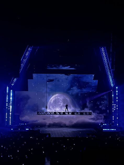 Tour Visuals, Moon Stages, Justice Tour, Future Album, Coldplay Concert, Concert Stage Design, Performance Stage, Stage Set Design, Concert Stage