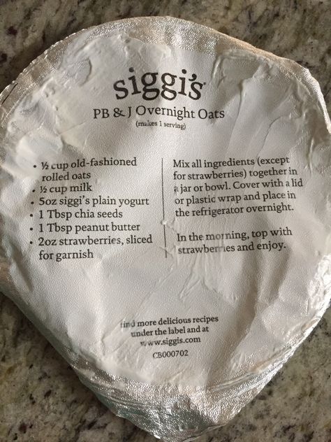 Siggis Yogurt Aesthetic, Siggis Yogurt Recipes, Overnight Oats Yogurt, Siggis Yogurt, Oats Yogurt, Reset Challenge, Oatmeal In A Jar, Overnight Oats With Yogurt, Milk Jar