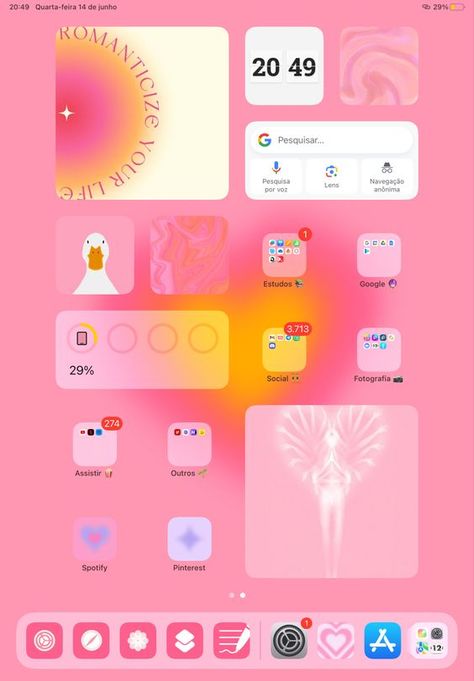 Ipad Homescreen Ideas Vertical, Preppy Ipad Layout, I Pad Astethic, Ipad Home Screen Layout Ideas, Ios Aesthetic Layout, Ipad Layout Ideas Pink, Ipad Homescreen Ideas Pink, Ipad Ideas Homescreen, Ipad Inspo Homescreen