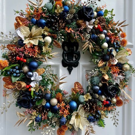 Navy And Green Christmas Decor, Orange Christmas Decor, Navy Blue Roses, Blue And Gold Christmas, Christmas Tree Colour Scheme, Gold Christmas Wreath, Large Christmas Wreath, Navy Decor, Tree Inspiration