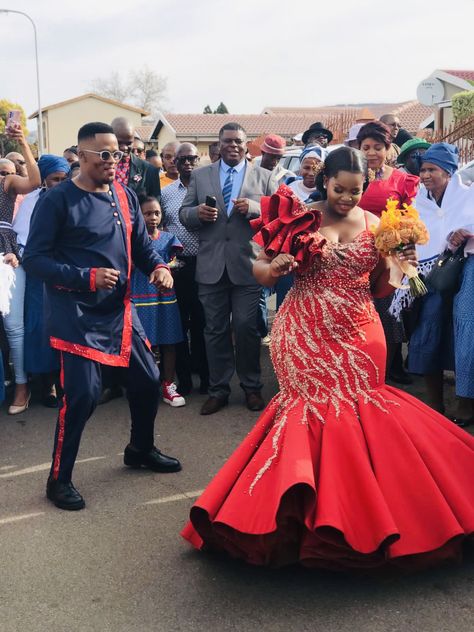 Chitenge Wedding Dress, Shweshwe Bridal Dresses, Bridal Changing Dresses African, Sesotho Wedding Dresses, Tsonga Traditional Wedding Dresses, Roora Dress Designs, Sepedi Traditional Attire For Couples, South African Wedding Dress Traditional, Sendoff Dresses Brides Tanzania