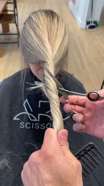 behindthechair.com on Instagram: "* Long curtain bangs and soft layers ✂️✂️✂️ ... by @danilo.bozic ❣️ @arcscissors paragon II and symmetry 30/2 💪💪💪 #arcscissors #NeverSettle #MadeInJapan #HairReels #btcQuickieCut #drycut #btcReelQuickie #behindthechair #softlayers #longbangs #curtainbangs #drycutting #layers #btcdanilobozic #btcarc" Layered Haircut For Thinner Hair, How To Layer Long Hair, Diy Choppy Layers, How To Cut Choppy Layers, Long Layers With Curtain Bangs Long Hair, Long Layers Diy, How To Cut Your Own Hair In Layers Long, How To Style Long Layered Hair, Chunky Layers Long Hair