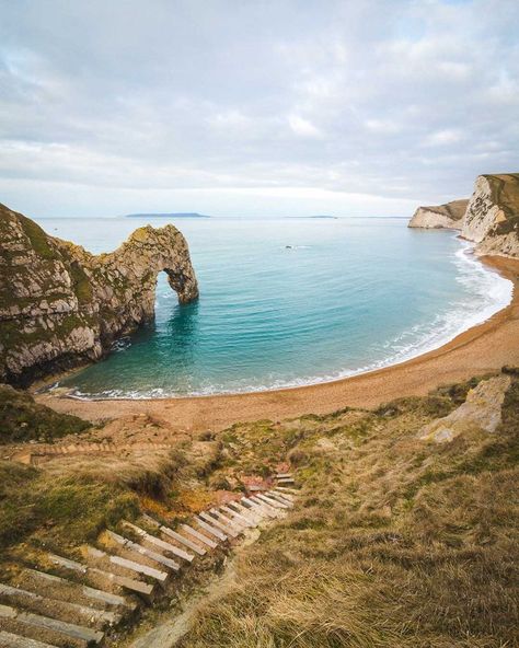 Hxh Visualization, Archipelago Map, Beautiful Places In England, Coast Landscape, British Beaches, Coast Photography, Lulworth Cove, Durdle Door, Dorset Coast