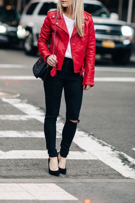 Red Moto Jacket Outfit, Red Suede Jacket Outfit, Red Valentines Day Outfit, Leather Moto Jacket Outfit, Chic Date Night Outfit, Red Leather Jacket Outfit, Nyc Street Style Fall, Valentines Day Outfit Ideas, Red Leather Moto Jacket