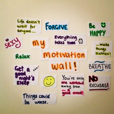 Iove the colors of this motivation wall Stick Notes Ideas Wall, Stick Notes Ideas, Sticky Notes Quotes, Medical School Quotes, Motivational Notes, Studying Motivation, My Motivation, Stick Notes, Notes Ideas