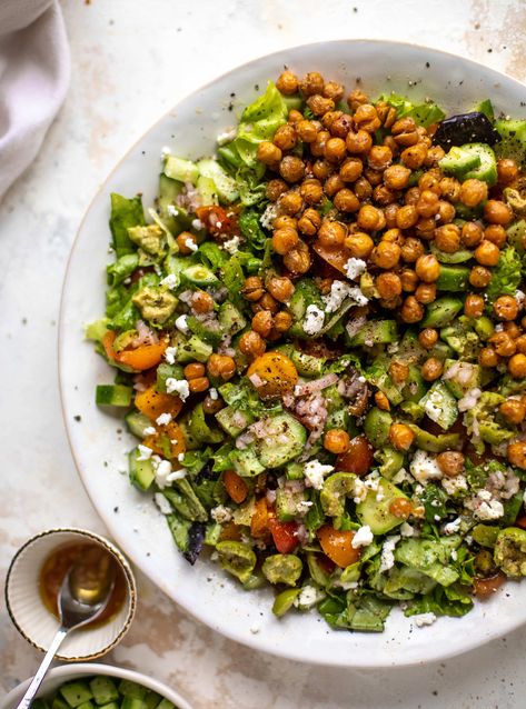 Salad Recipe With Chickpeas, Chickpea Chopped Salad, Recipe With Chickpeas, Crispy Chickpea, Chopped Salad Recipe, Chopped Salad Recipes, House Salad, Crispy Chickpeas, Summer Salad Recipes