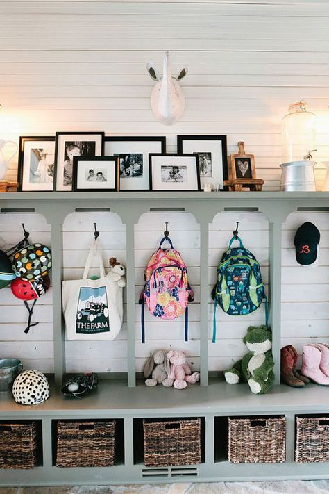 Small Mudroom Ideas, Creating An Entryway, Farmhouse Mudroom, Mudroom Organization, Eclectic Farmhouse, Mudroom Entryway, Mudroom Decor, Farmhouse Entryway, Mudroom Design