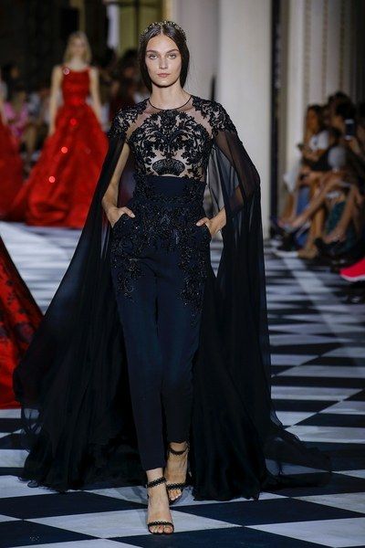 See the full Fall 2018 haute couture collection from Zuhair Murad. Zuhair Murad Haute Couture, Collection Couture, Zuhair Murad, Haute Couture Fashion, Fashion Show Collection, Fall 2018, Elie Saab, Couture Collection, Beautiful Gowns