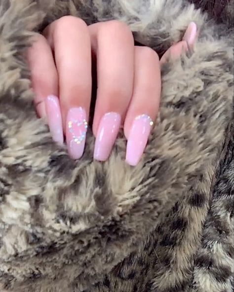 Light Pink With Rhinestones Nails, Pink Nails With Rhinestones Heart, Heart Nails Rhinestones, Pink Nails Gems Bling, Pink Nails W Rhinestones, Heart Nails With Rhinestones, Simple Pink Nails With Rhinestones, Light Pink Nails Heart, Pink Bedazzled Nails