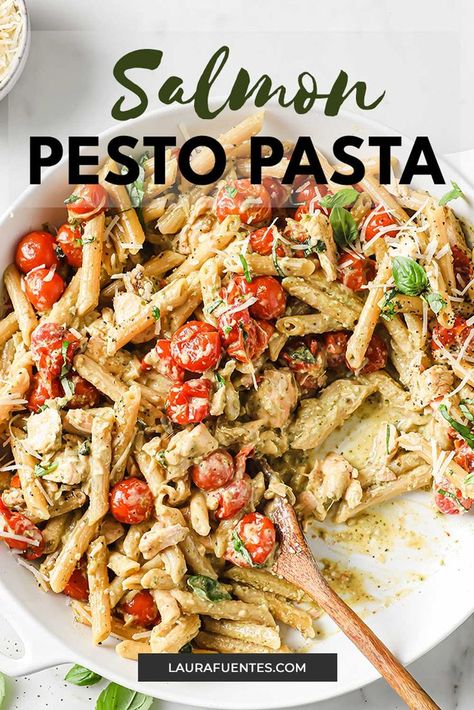 Pesto Pasta With Zucchini, Salmon Pesto Pasta, Salmon Pesto, Pasta Salad Salmon, Pasta With Zucchini, Salmon Pasta Recipes, Pesto Pasta Recipe, Quick Salmon, Pesto Salmon