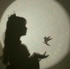 Soft Fairytale Aesthetic, Fairytale Aesthetic, Girl Shadow, Queen Aesthetic, Royalty Aesthetic, Shadow Photography, Shadow Photos, Shadow Pictures, Scenery Nature