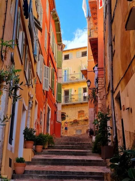 Italian Street, Landscape Inspiration, City Planning, Europe Summer, Gorgeous View, Fiat 500, Pretty Places, South Of France, Provence