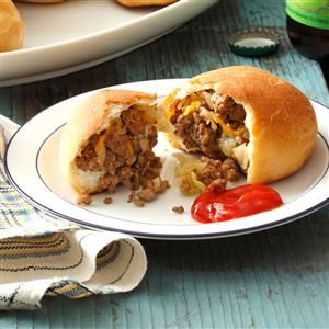 Meat Buns Recipe -On the outside, these golden buns resemble ordinary dinner rolls. But one bite reveals the tasty, cheesy beef filling inside. —Sharon Leno, Keansburg, New Jersey Meat Buns Recipe, Meat Muffins, Meat Buns, Stuffed Bun, Meat Bun, Buns Recipe, Gf Bread, Bun Recipe, Roll Recipe