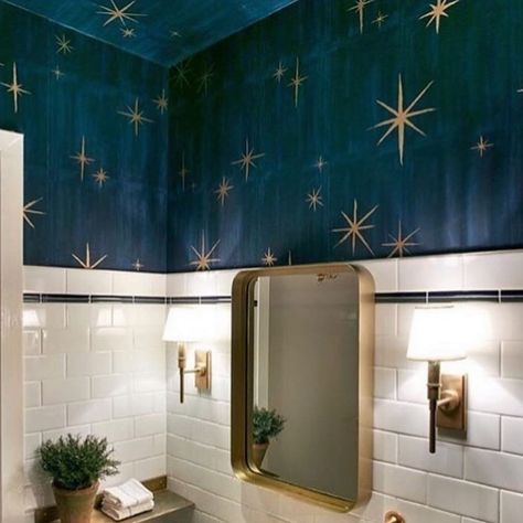 Jane Rockett on Instagram: “Heavenly bathroom interiors! 🖤 The gorgeous night star wallpaper looks magical and I love how they have wallpapered the ceiling too as it…” Quirky Bathroom, Hus Inspiration, Bohol, Maximalism, Dream Bathroom, The Ceiling, House Goals, Style At Home, Bathroom Inspiration