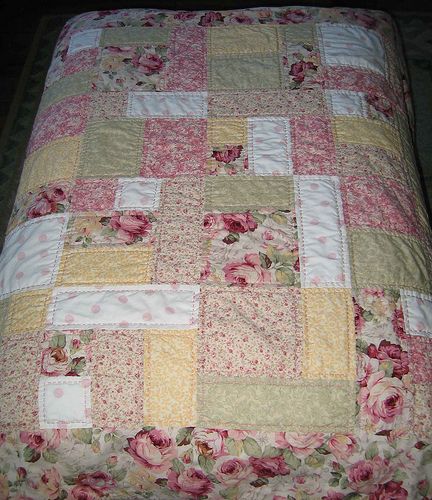 Victorian Quilts, Colchas Quilting, Shabby Chic Quilts, Vintage Quilts Patterns, Big Block Quilts, Quilt Display, Chic Quilts, Country Quilts, Night Moon