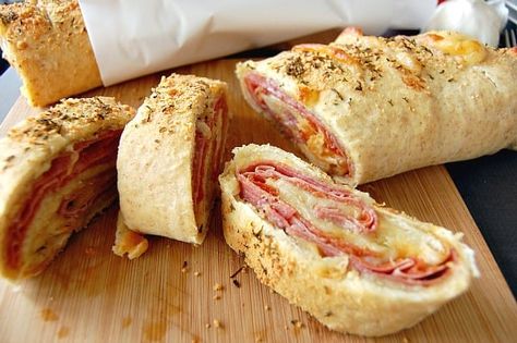 Ham And Cheese Stromboli Recipe, Ham And Cheese Stromboli, Cheese Stromboli Recipe, Cheese Stromboli, Pizza Stromboli, Freezer Sandwiches, Stuffed Breads, Easy Make Ahead Appetizers, Chef Boyardee