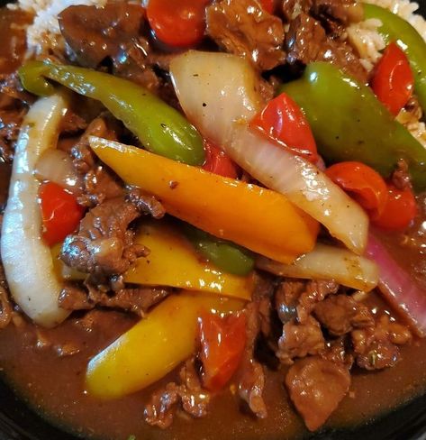 Best Ever Pepper Steak, Korean Bowls, Pepper Steak Recipe Easy, Peper Steak, Pepper Steak And Rice, Chinese Pepper Steak, Supper Tonight, Beef Entrees, Steak And Rice