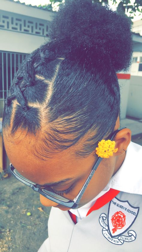 4c Rubber Band Hairstyles, Rubber Band Hairstyles Natural Hair, Rubber Band Hairstyle, Rubber Band Hairstyles, Protective Hairstyles For Natural Hair, Quick Natural Hair Styles, Cute Curly Hairstyles, Natural Afro Hairstyles, Girls Natural Hairstyles