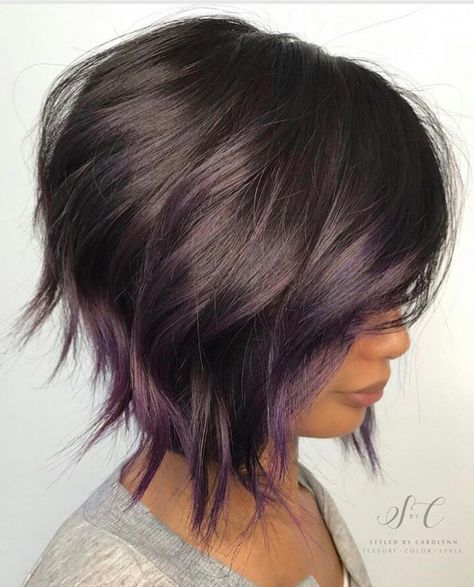 Chic! Purple Balayage, Stacked Bob Haircut, Hairstyle Inspiration, Haircut And Color, Short Hair With Layers, Short Bob Hairstyles, Hair Today, Great Hair, Layered Hair