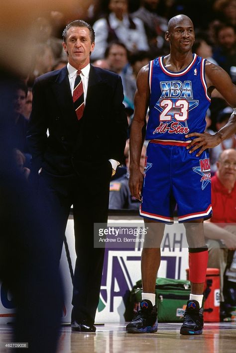 Coach Pat Riley and Michael Jordan Pat Riley, Coach Carter, Indoor Basketball Hoop, Basketball Shorts Girls, Michael Jordan Photos, Jeffrey Jordan, Michael Jordan Pictures, Kobe Bryant Nba, I Love Basketball