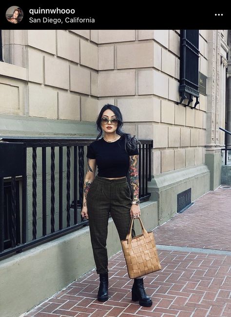 Edgy Fashion Midsize, Grunge Business Casual Edgy, Grunge Office Outfits, Business Casual Grunge Outfits, Casual Edgy Work Outfits, Alternative Fashion Mom, Alternative Fashion In Your 30s, Business Casual With Tattoos, Alternative Adult Fashion