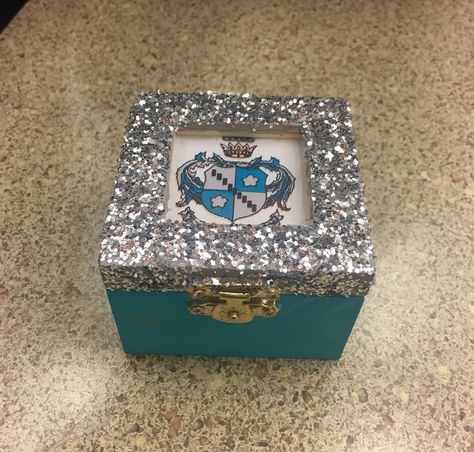 Zta badge box Badge Box Sorority, Sorority Pin Box, Big Lil Gifts, Badge Box, Little Gifts Sorority, Big Little Basket, Big Lil, Pin Box, Alpha Sigma Tau