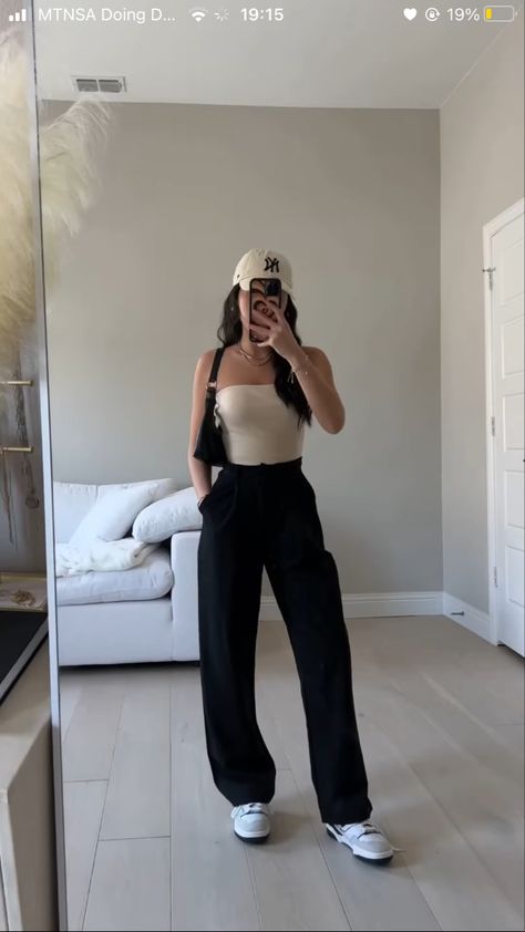 Trousers With Tube Top, Trousers And Tube Top Outfit, Casual Outfits Singapore, Concert Outfit Chill, Tube Top And Trousers Outfit, Tube And Trousers Outfit, Basic Concert Outfit Ideas, Outfits To Wear In Singapore, Outfit Ideas For Concerts