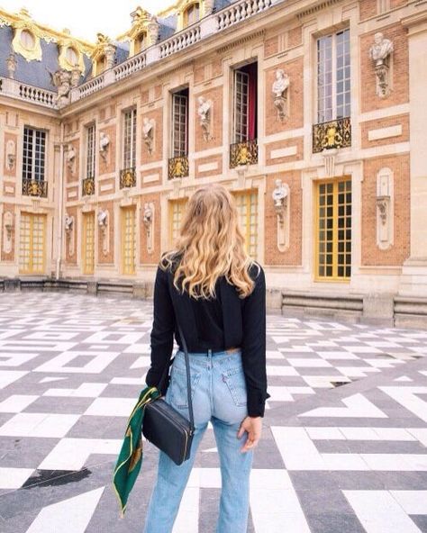 Versailles Outfit, Chateau Versailles, Versailles, Look Cool, What To Wear, Winter Fashion, Fall Outfits, Personal Style, Autumn Fashion