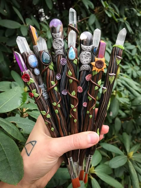 Polymer Clay Wands, Magical Artifacts, Wicca Wand, Diy Hand Soap, Crystal Pen, Wizard Wand, Diy Wand, She Did It, Witchy Crafts