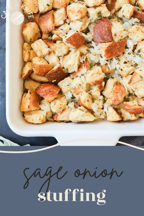 This is the BEST Sage and Onion Stuffing recipe. It’s a classic and simple recipe with familiar flavors that are both comforting and hearty. You can even make it ahead of time and simply bake it on the big day! Creamy Corn Pudding, Cowboy Pasta Salad, Dinner Recipes 30 Minutes, Cowboy Pasta, Onion Stuffing, Vegan Potatoes, Classic Stuffing, Vegan Popsicles, Sage And Onion Stuffing