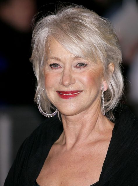 Helen Mirren Hair, Glowing Hair, Short Blonde Bobs, Hair Strands, Short Hairdos, Grey Hair Styles For Women, Beauty Tips For Hair, Helen Mirren, Short Blonde