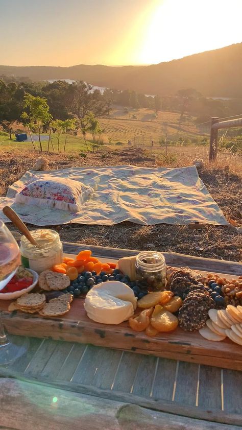 Picnic Video, Margaret River Western Australia, Picnic Photography, Sunset Picnic, Picnic Inspiration, Margaret River, Picnic Date, Perfect Picnic, Picnic Time