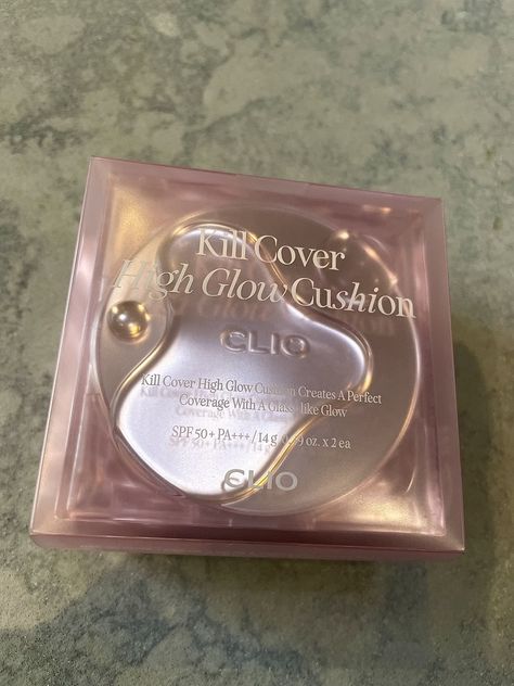 clio kill cover high glow cushion foundation #clio #foundation #makeup #cushionfoundation #kbeauty #beauty #korean #kmakeup #koreanmakeup #aesthetic #inspo #inspiration #photoinspo Clio Foundation, Koreanmakeup Aesthetic, Jules Makeup, Korean Cushion Foundation, Korean Cushion, Korean Foundation, Clio Kill Cover, Makeup Wishlist, Makeup List