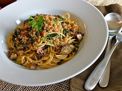 There's a Newf in My Soup!: Smoked Oysters Rockefeller Pasta aka Smoked Oyster Pastafeller Mussels Pasta, Seafood Appetizers Easy, Smoked Shrimp, Food Magic, Smoked Oysters, Oysters Rockefeller, Oyster Recipes, Gnocchi Recipes, Spinach Pasta