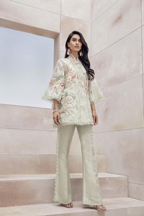 Organza Bell Sleeves, Hand Embellishment, Luxury Pret, Indo Western Dress, Embroidered Organza, Wrap Jacket, Bootcut Pants, Modern Dress, Western Dresses