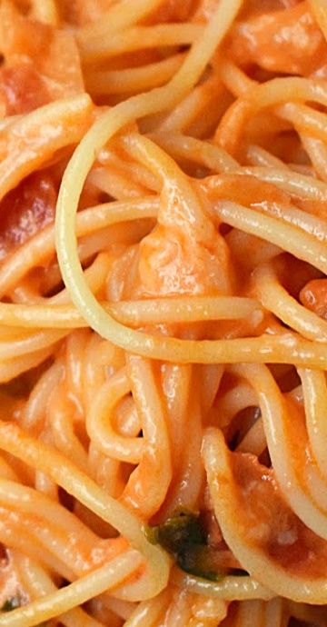 Spaghetti With Tomato Cream Sauce, Tomato And Butter Pasta, Tomato Butter Pasta Recipe, Butter Tomato Sauce For Pasta, Tomato And Noodle Recipes, Pasta And Parmesan Cheese, Butter Spaghetti Sauce, Fresh Tomato Cream Sauce, Creamy Tomato Spaghetti