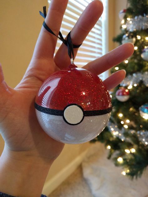 Imgur: The most awesome images on the Internet. Muppet Ornaments Diy, Plastic Ornament Ideas, Pokémon Christmas, Pokemon Christmas Ornaments, Ornaments Vinyl, Pokemon Ornaments, Pokemon Christmas, Nerdy Christmas, Vinyl Ornaments