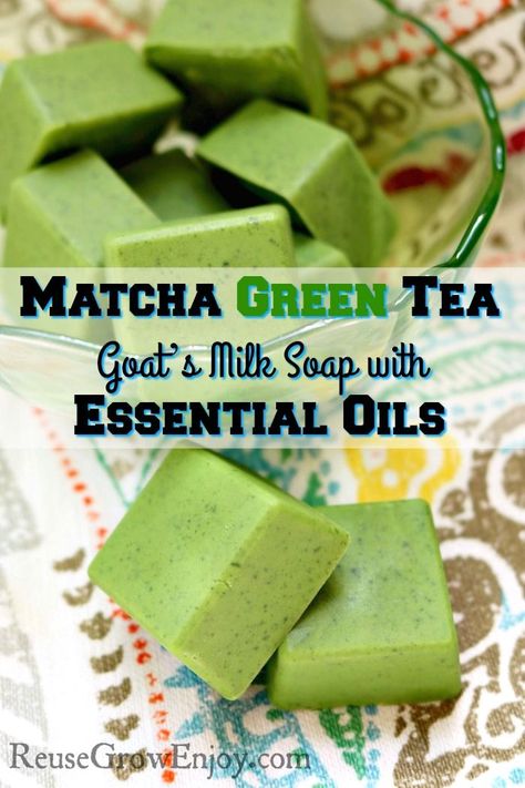 Looking to try your hand at soap making? This is an easy one to start with! Check out this DIY for Matcha Green Tea & Goat’s Milk Soap with Essential Oils. Goat Milk Soap Recipe, Milk Soap Recipe, Green Tea Soap, Savon Diy, Săpunuri Handmade, Tea Soap, Diy Essential Oil Recipes, Soap Making Recipes, Soap Making Supplies