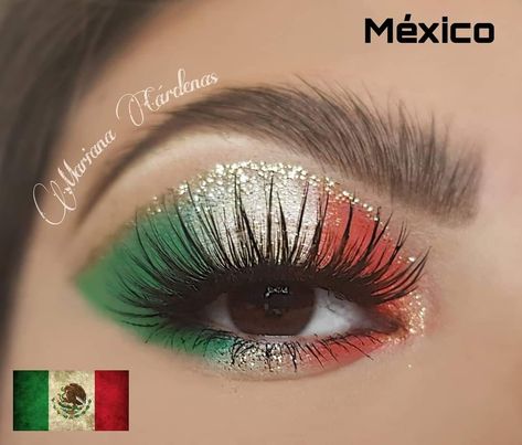 Maquillaje México September Makeup, Mexico Makeup, Mexican Makeup, Halloween Makeup Sugar Skull, Christmas Eye Makeup, Makeup Eye Looks, Day Makeup, Eyeshadow Tutorial, Makeup Eyeliner