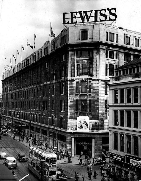 Gorbals Glasgow, Glasgow Architecture, Liverpool Town, Cooked Ham, Argyle Street, City Of Birmingham, Birmingham City Centre, Leicester England, Scotland History