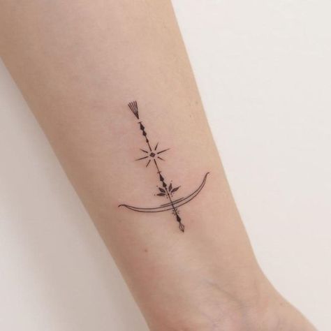 Small Zodiac Tattoos Sagittarius, Sagittarius Tattoo Designs For Women Minimalist, Arrow Sagittarius Tattoo, Delicate Sagittarius Tattoo, Sagittarius Tattoo Minimalist, Minimalist Sagittarius Constellation Tattoo, Sagitarius Tattoo Bow And Arrow, Sagittarius Tattoo, Small Wrist Tattoos