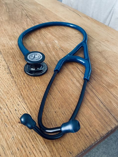 A lovely new addition to my diagnostic armoury. Be sure to check them out on using the attached link :) Stethoscope Case, Littmann Cardiology, Littmann Stethoscope, Stethoscopes, Nitrile Gloves, Nurse Uniform, Cardiology, First Aid, Medical Supplies