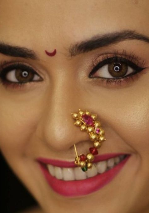 Marathi Nose Ring, Amruta Khanvilkar, Marathi Nath, Maharashtrian Wedding, Nose Jewels, Haldi Kumkum, Maharashtrian Jewellery, Nath Nose Ring, Marriage Jewellery