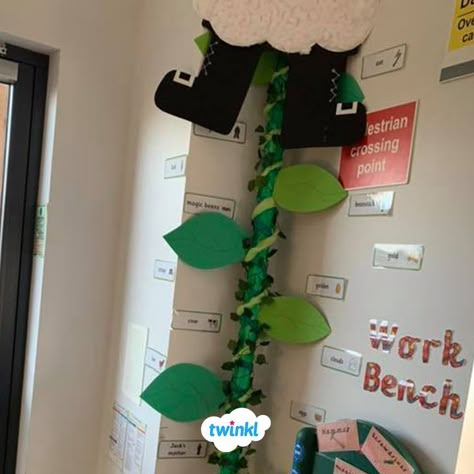 Jack And The Bean Stalk Activities For Preschool, Jack And The Beanstalk Classroom, Beanstalk Display, Jack And The Beanstalk Craft, Jack And The Beanstalk Eyfs, Eyfs Jack And The Beanstalk, Jack And The Beanstalk Activities, Jack In The Beanstalk, Fairytale Classroom